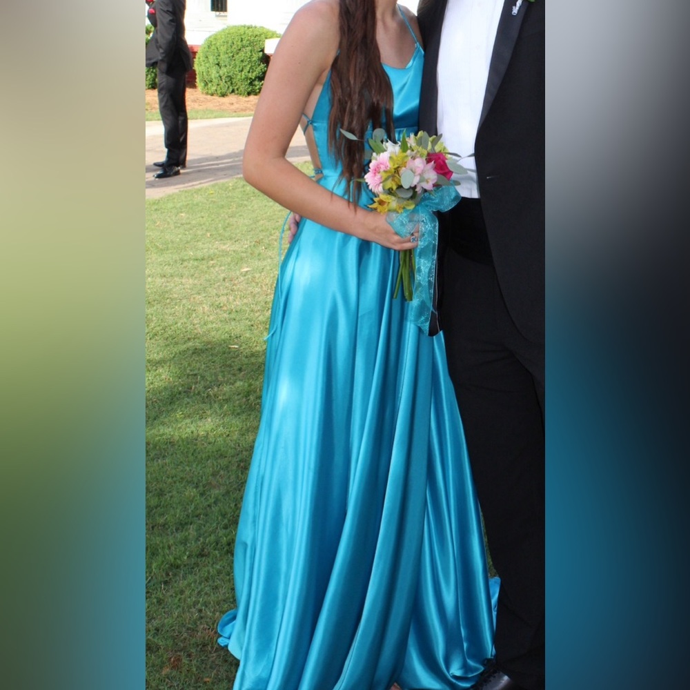 Sherri Hill prom dress - Picture 6 of 6